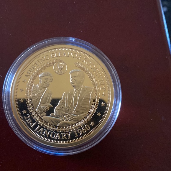 2017 assorted event coins - Picture 3 of 3